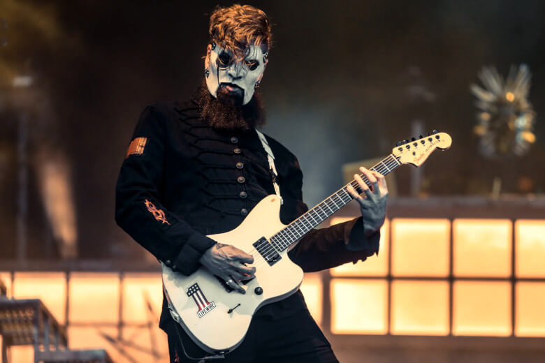 Jim Root mit seiner Fender Jazzmaster
