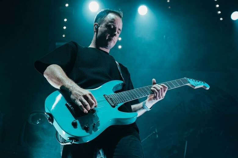 Josh Smith mit seiner Jackson Pro Series Signature Soloist SL7