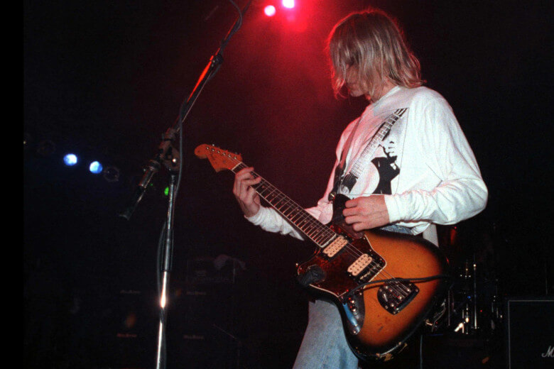Kurt Cobain mit seiner Fender Jaguar LH