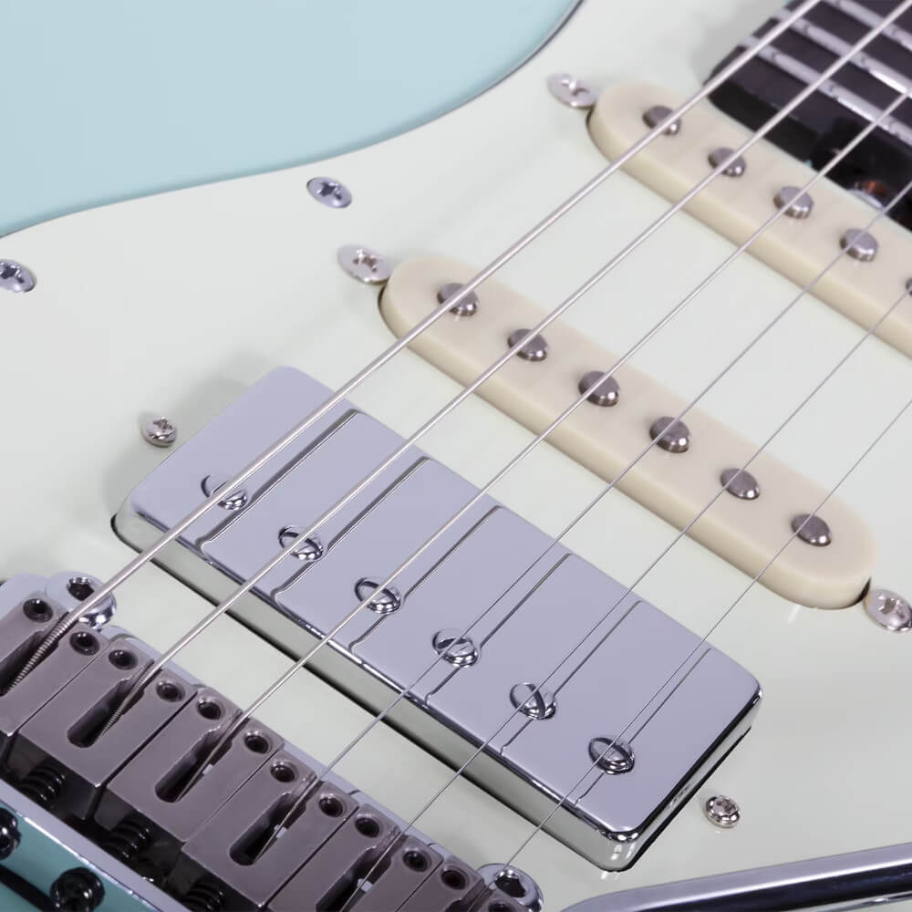 Nick Johnston Schecter 10th An HSS AG Bild 04