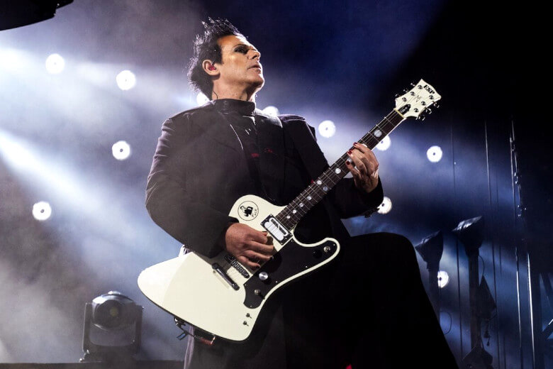 Richard Z. Kruspe mit seiner ESP LTD RZK-III